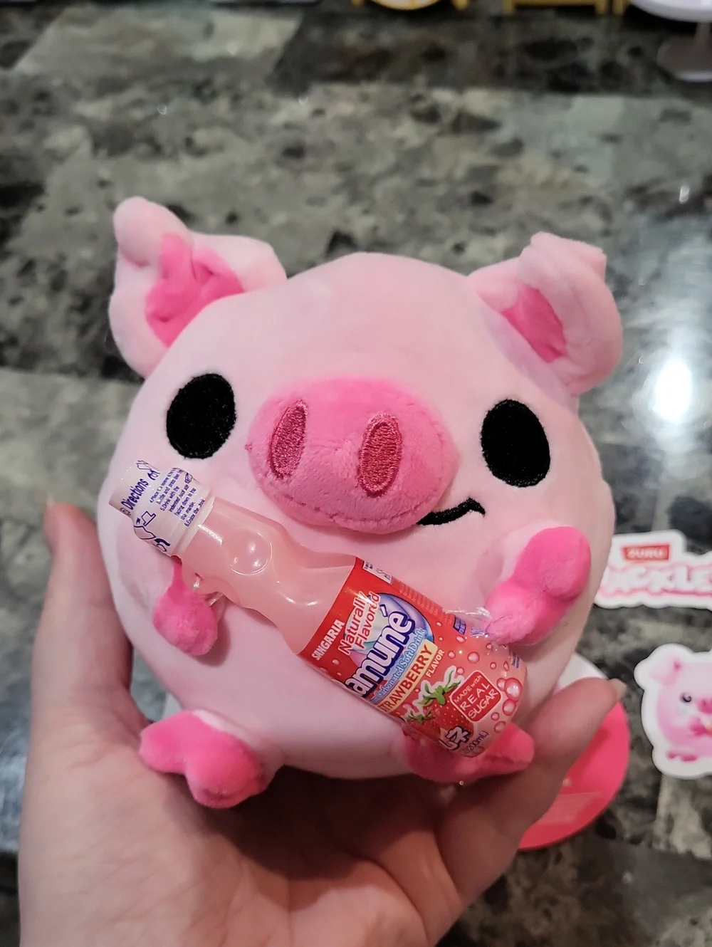 Zuru Snackles Piggy Anna